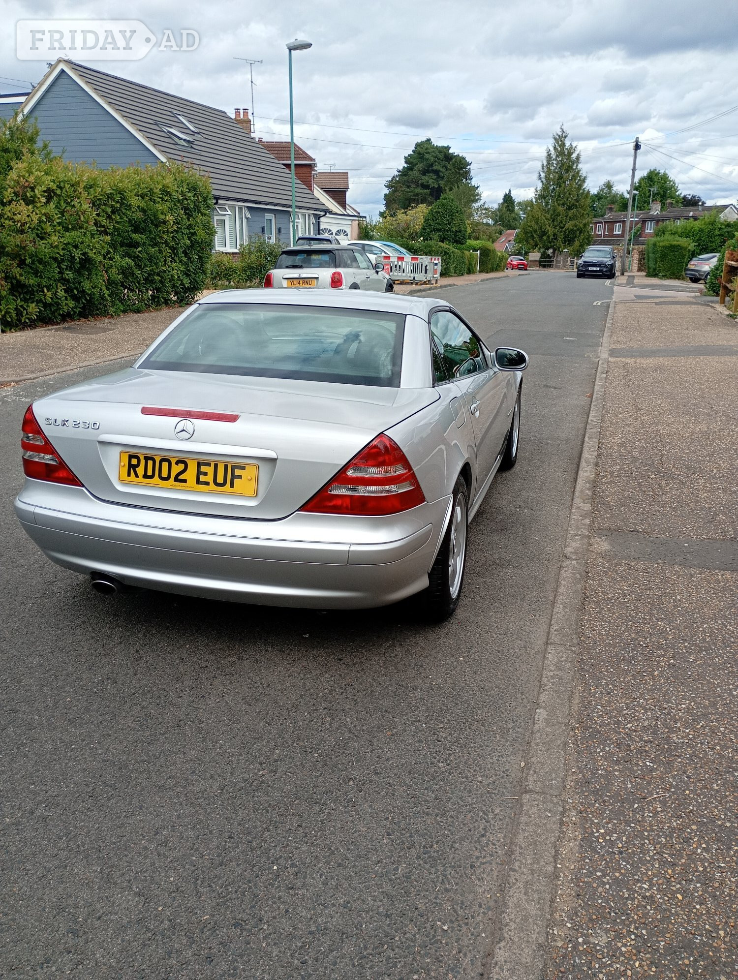 Excellent slk 2.30 silver  - Cars in Horsham