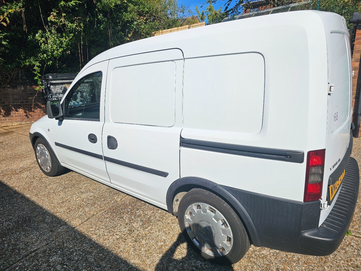 [ berth ]Vauxhall Combo