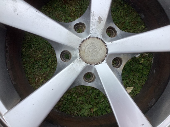 Avon/Goodyear BSA Car Alloy Rims & Tyres - Parts & Accessories