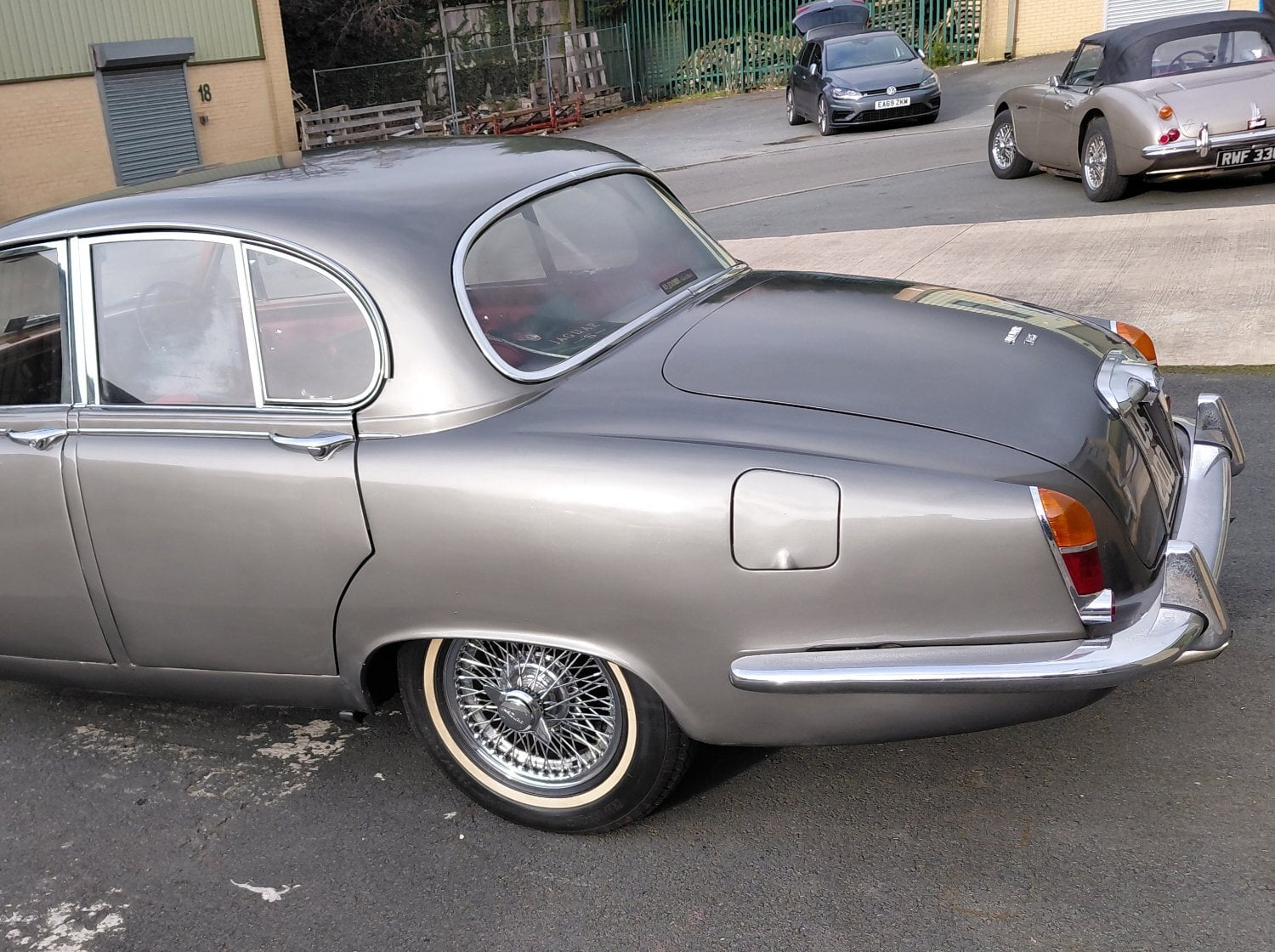 JAGUAR S.TYPE 1966 MANUAL OVERDRIVE  in Cheltenham