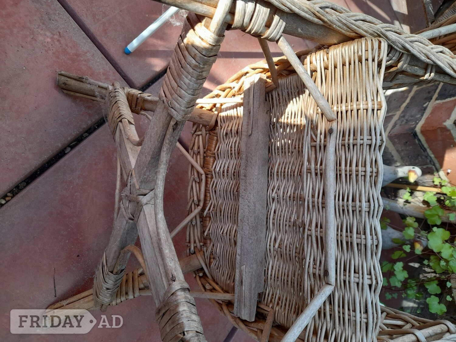 Child's wicker chair 