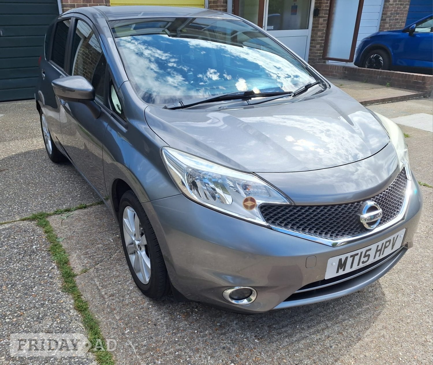 Low mileage Nissan Note Accenta Premium 5 door 1.1 litre petrol  in Worthing