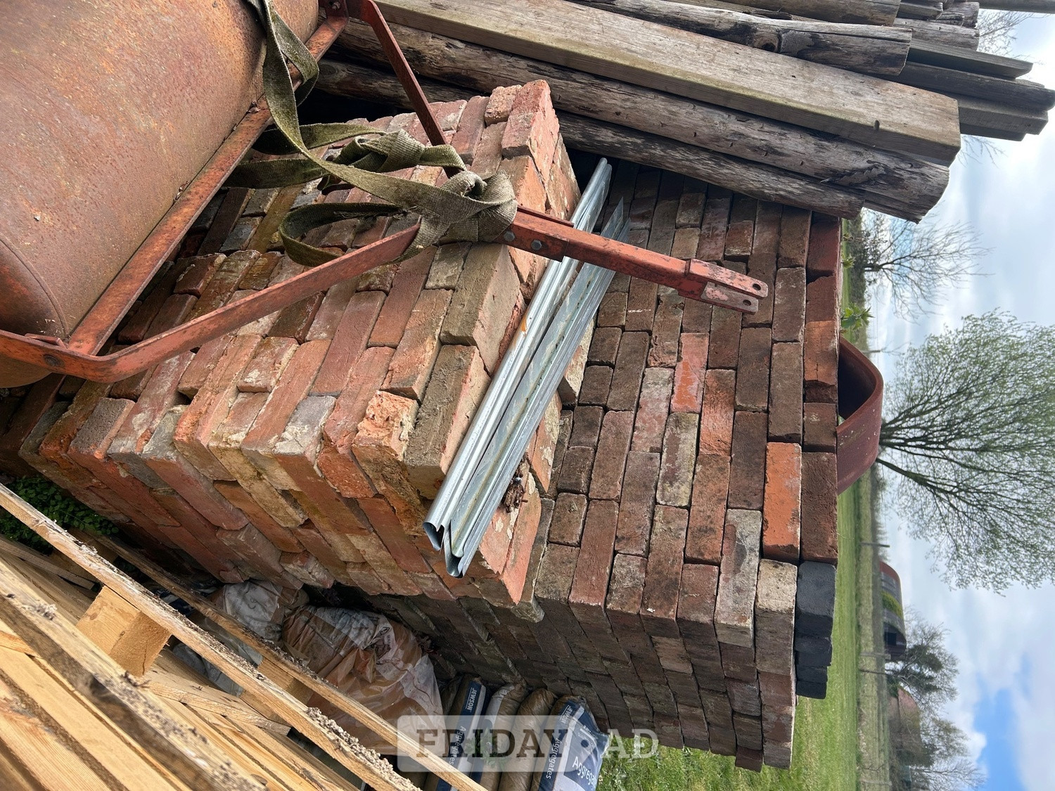 Ashburnham blue end Imperial bricks /quantity available 2250