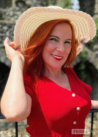 Mature Ella: Sensual Nude Body-to-Body & Lingam Massage Sexy, stunning & passionately skilled. Pure pleasure guaranteed. 💋