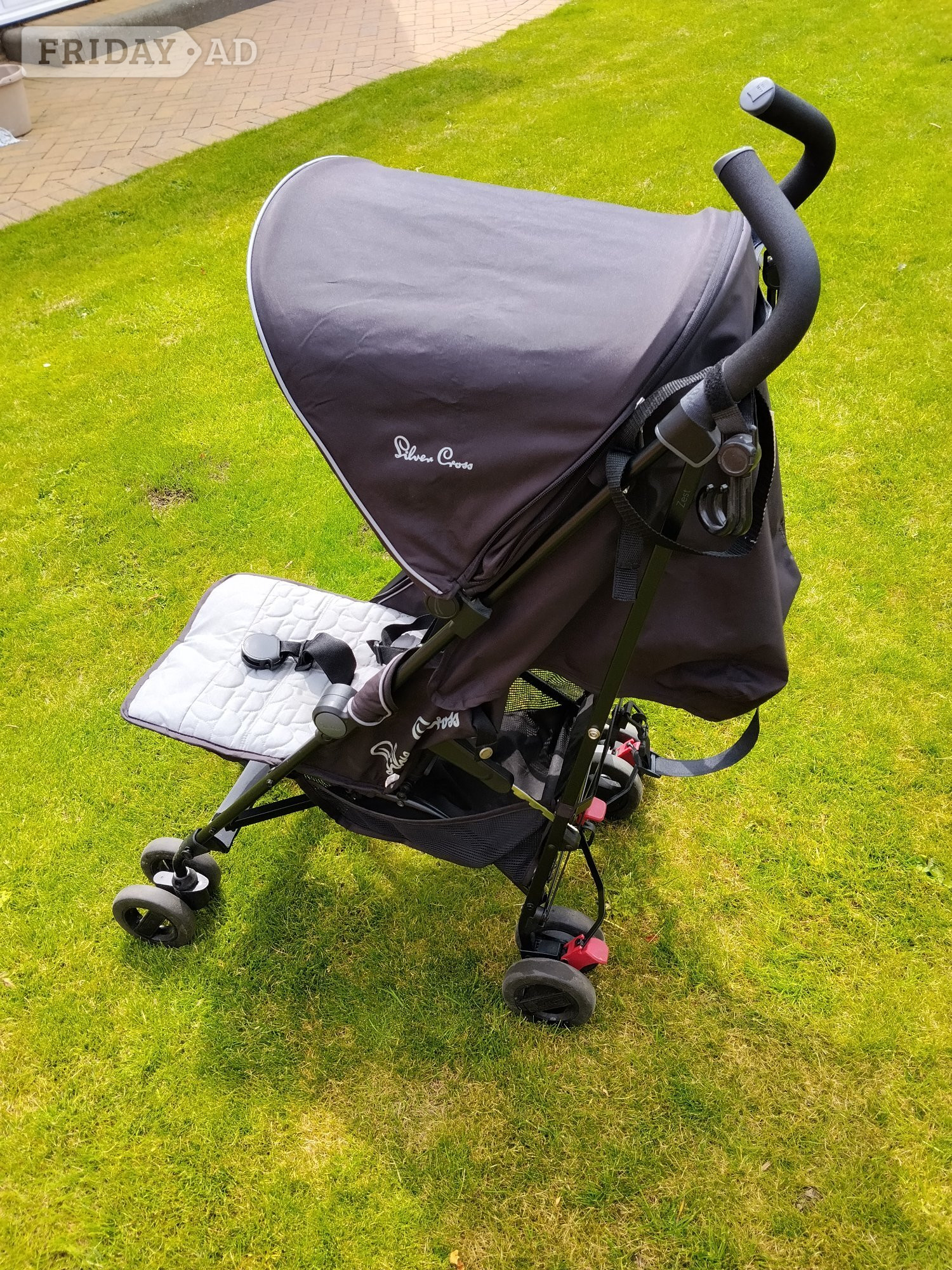 Silver Cross Zest Stroller  in Crawley