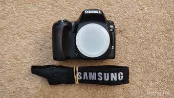Samsung GX-1L DSLR (body only)