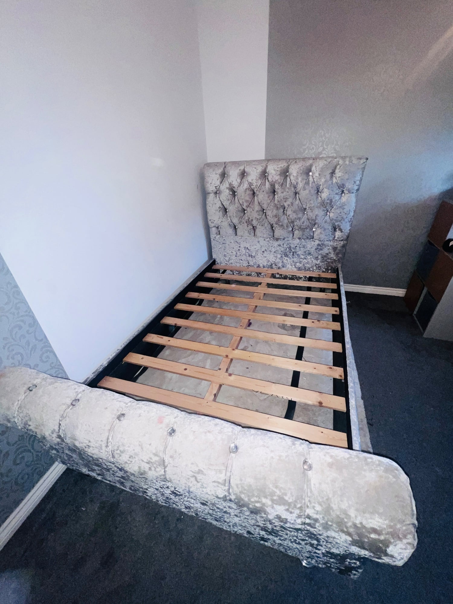 Velvet Swarovski stone padded bed plus slats small double - no m  - Furniture