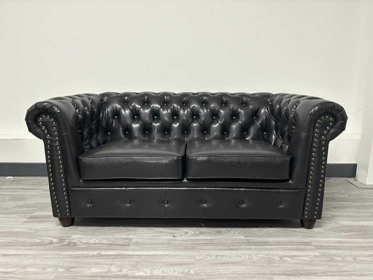 Manchester Brand New ~ 3+2 Chesterfield Sofa Set For Sale  