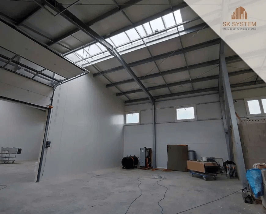560m2 Insulated Steel frame bulding with bespoke design - Commercial Properties in Abridge