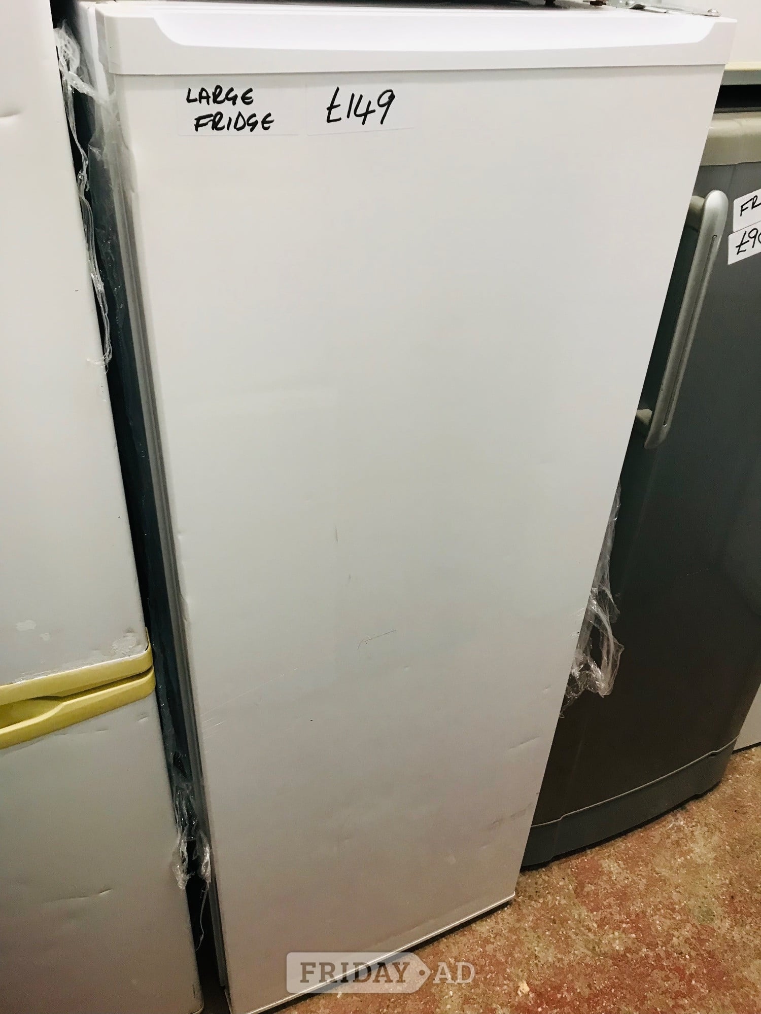 Logik free standing Large fridge  in Daventry