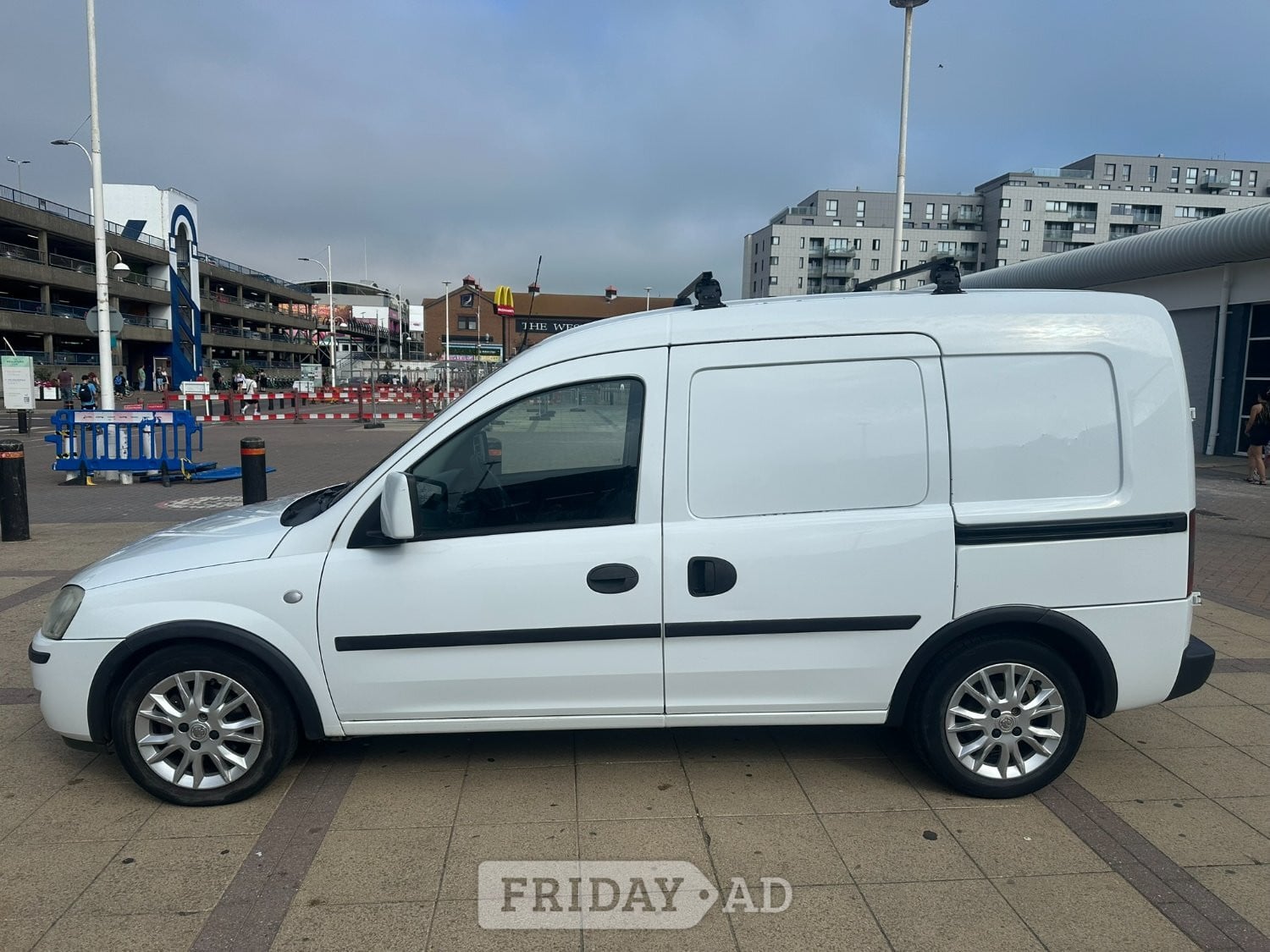 [ berth ]Vauxhall Combo Sportive Swb