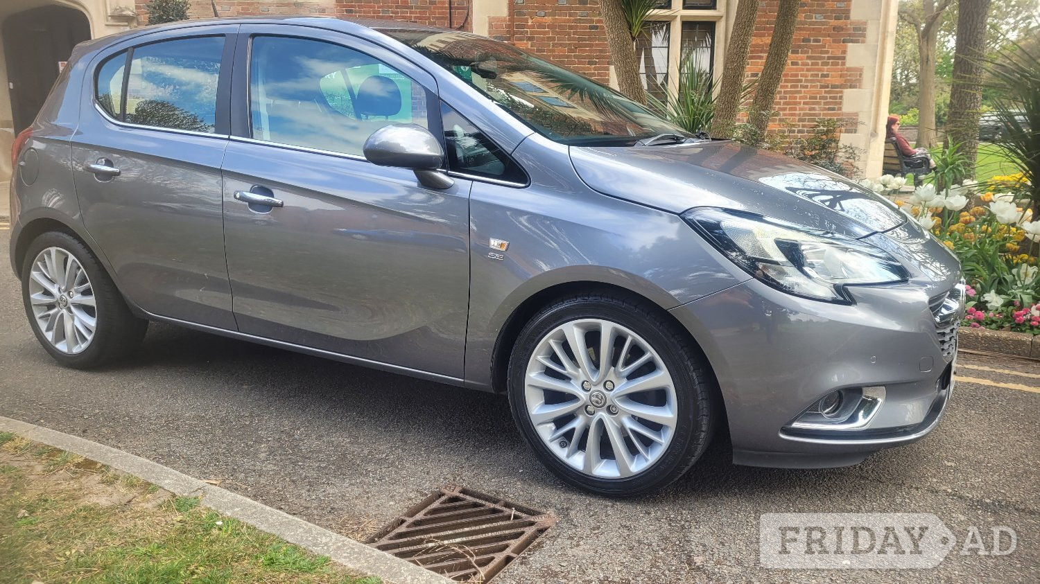 [ berth ]Vauxhall CORSA I.4 T SE 5 DOOR,NEW SHAPE,RECENT SERVICE & MOT