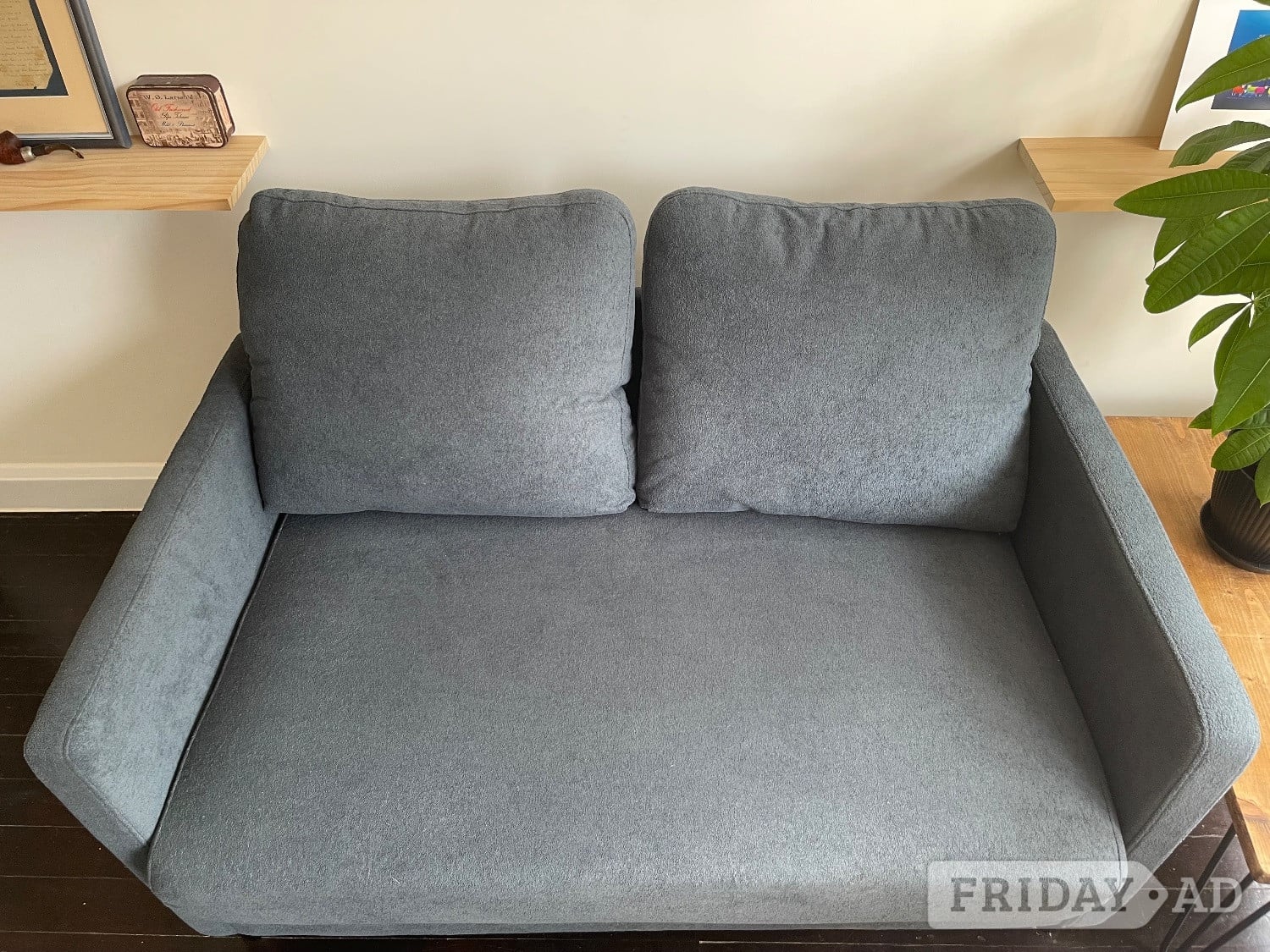 Brighton Stylish 2-seater sofa