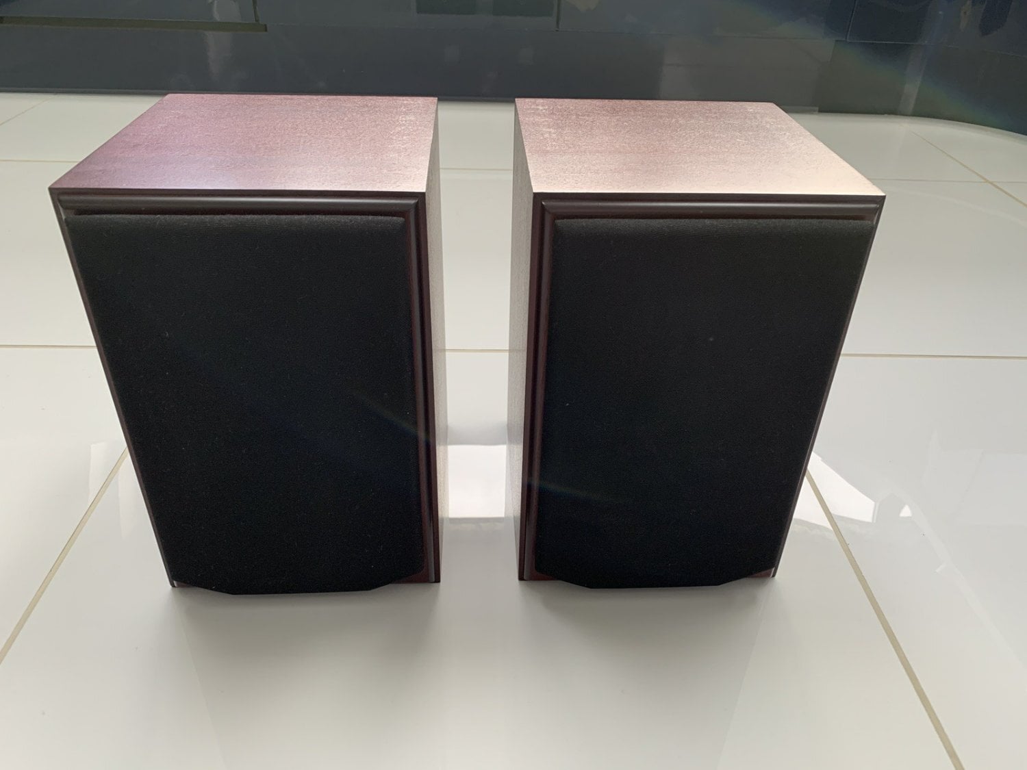 Heybrook Helios Quality home hi-fi loudspeakers.