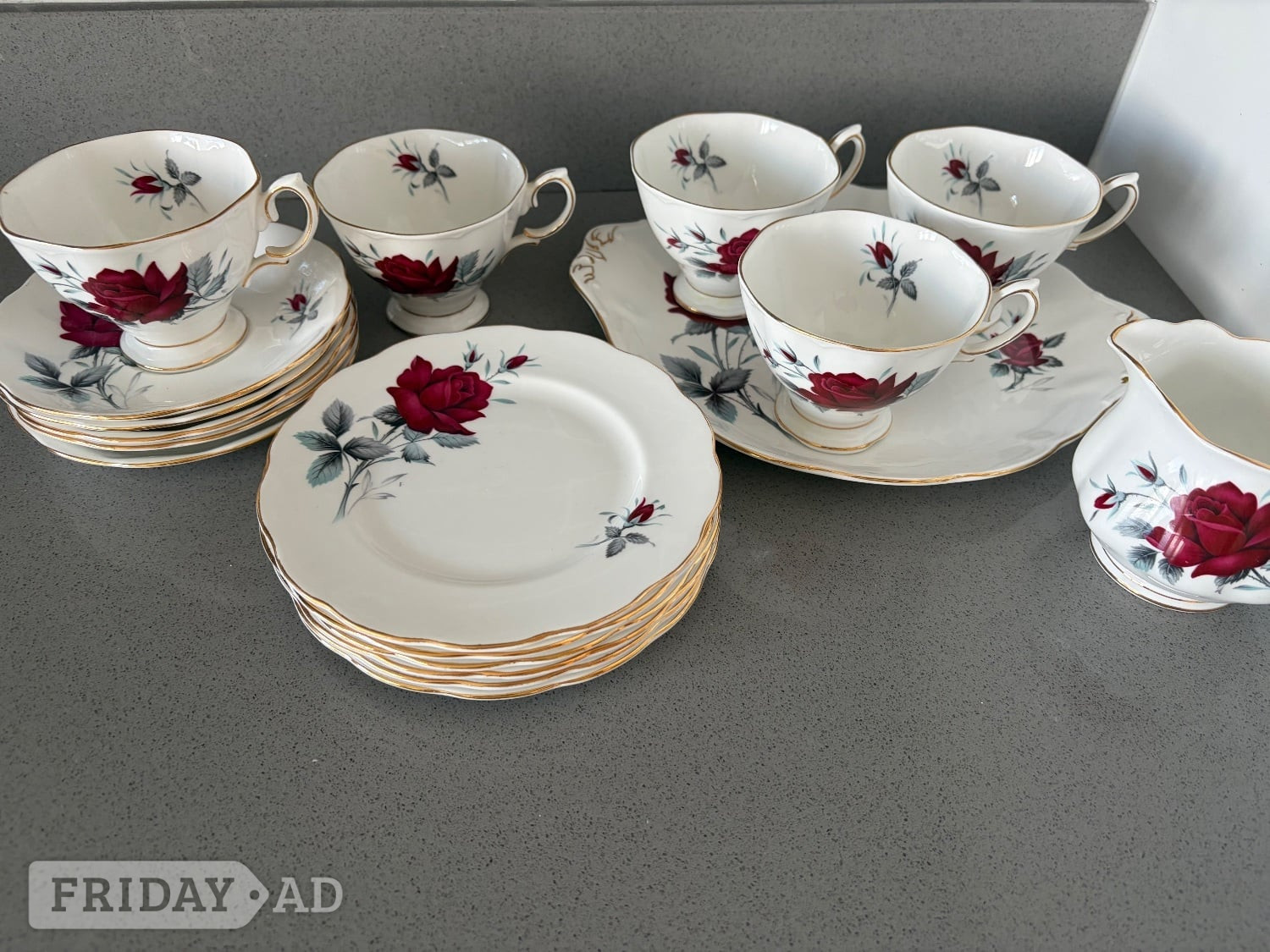 Royal Albert Bone China Sweet Romance in Peacehaven
