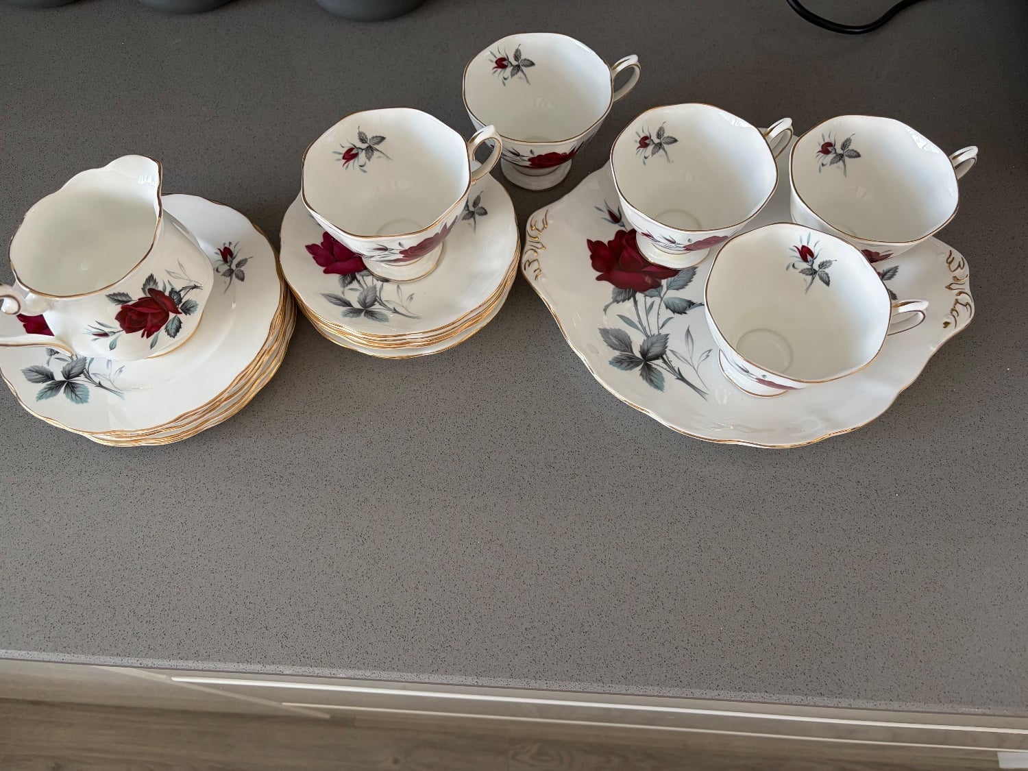 Royal Albert Bone China Sweet Romance