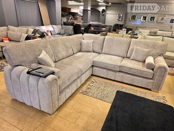 Luxury corner sofa ¬ 5 seater corner sofa ¬ Free home drop 