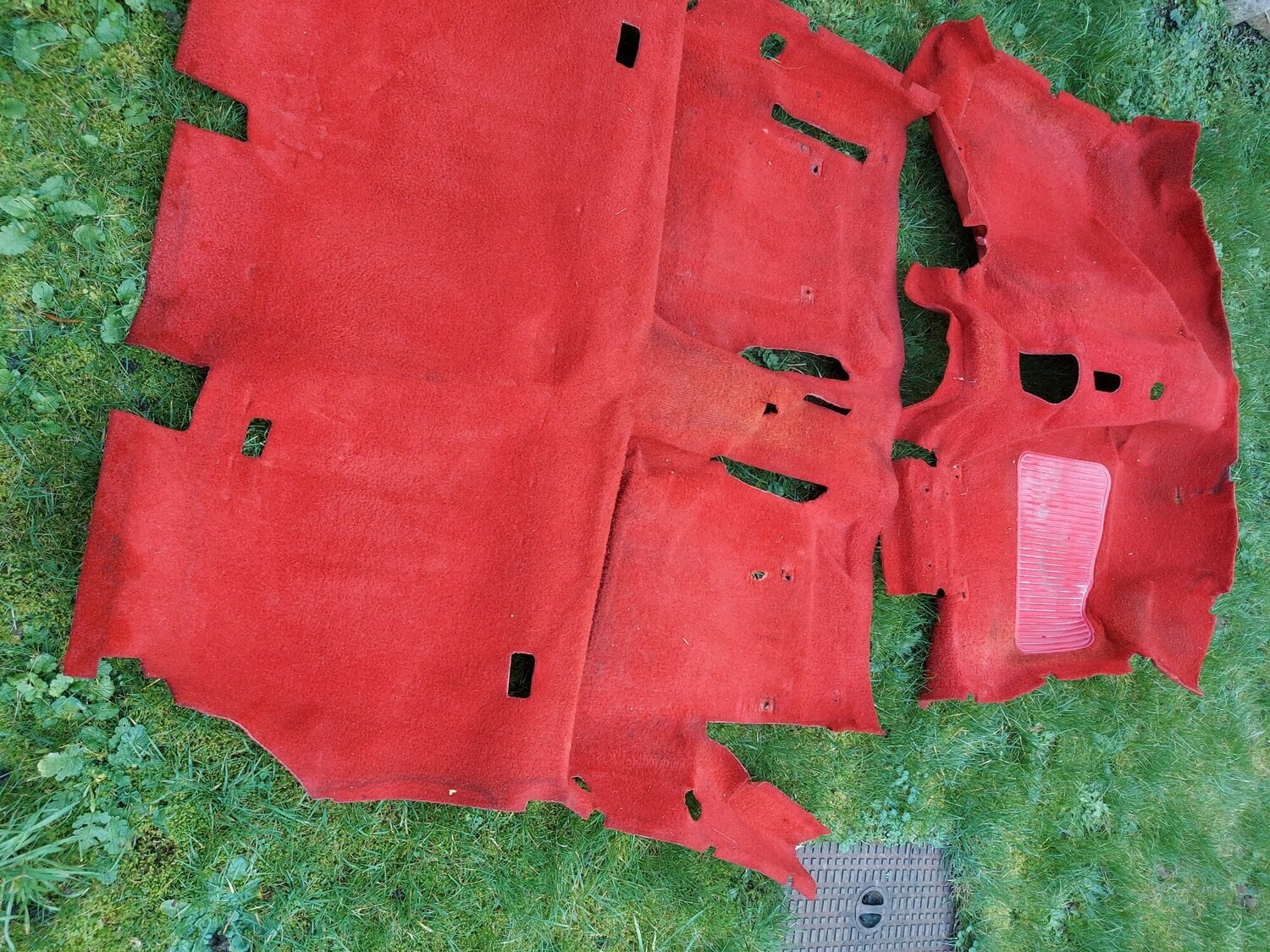 Mk1 Vauxhall nova antibes red carpet  - Parts & Accessories in West Bromwich