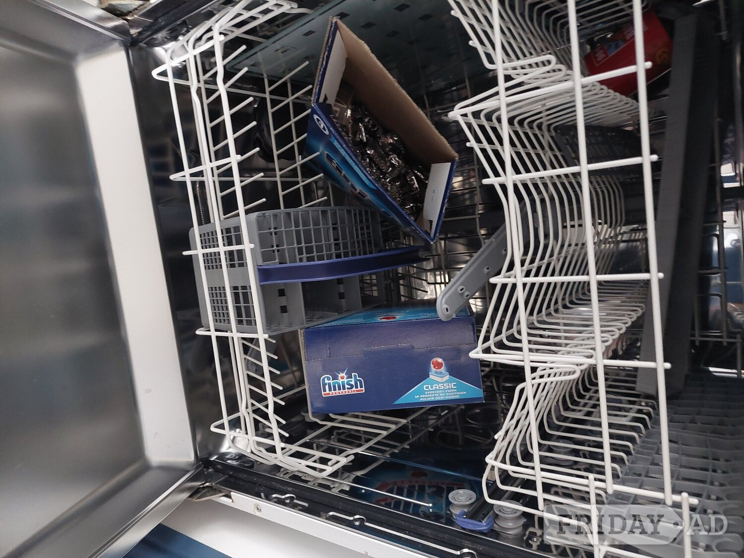 Beko dishwasher good condition - Home Appliances