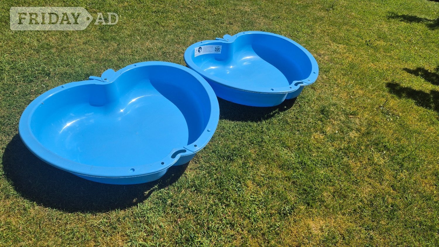 Sand pit/water play 