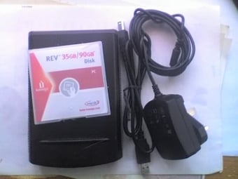 IOMEGA Rev 35Gb Hi-Speed USB2 Interface External Hard Drive with PSU & Cable -D