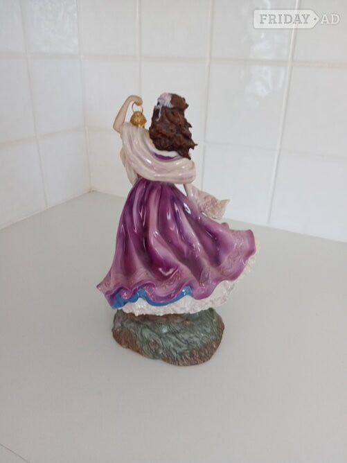 Beautiful Stunning "Catherine" Wuthering Heights Immaculate Cond. - Antiques & Collectables
