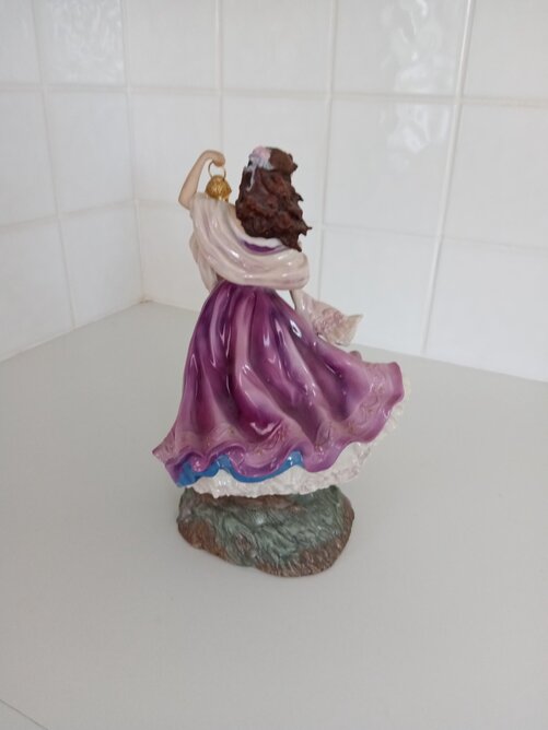 Beautiful Stunning "Catherine" Wuthering Heights Immaculate Cond. - Antiques & Collectables