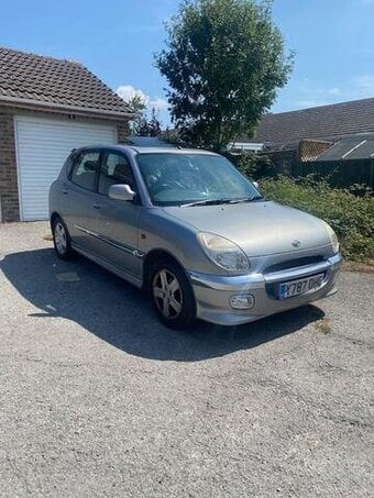 daihatsu sirion automatc 1.3 