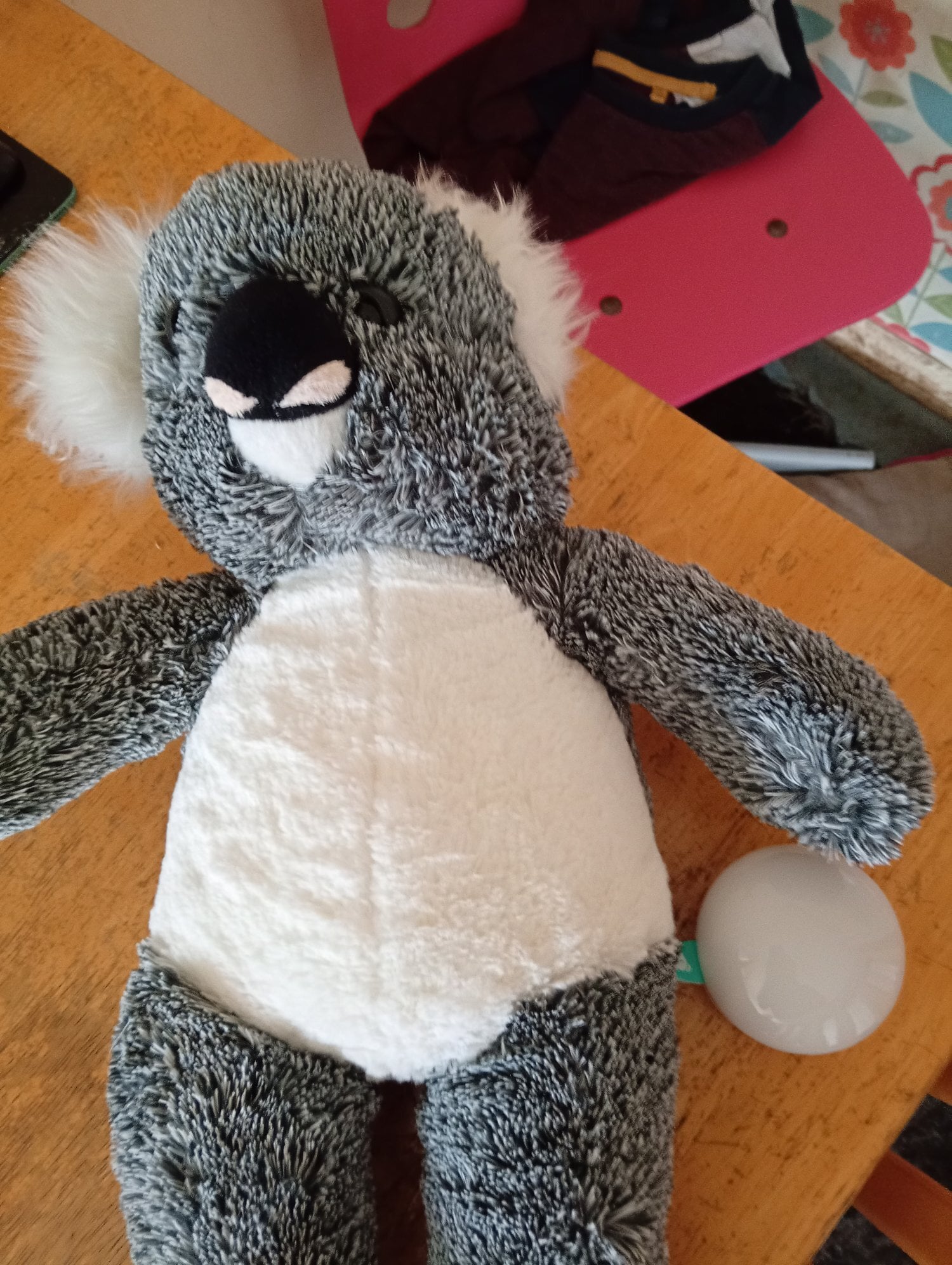 Fareham White noise box with bear