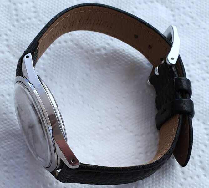 Worthing Bucherer 1960s vintage mens wristwatch.