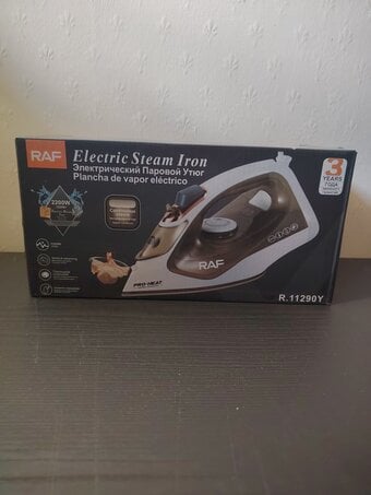 RAF Electric Steam Iron R.11290Y – Brand New in Box