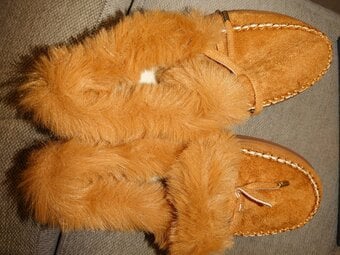 Brown slippers size 4 Euro 37