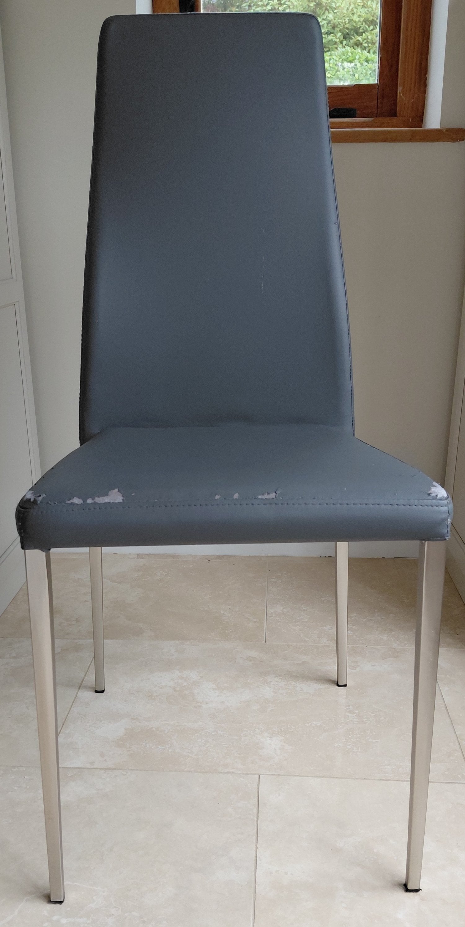 Hassocks 17 x Stacking Dining Chairs - FREE !