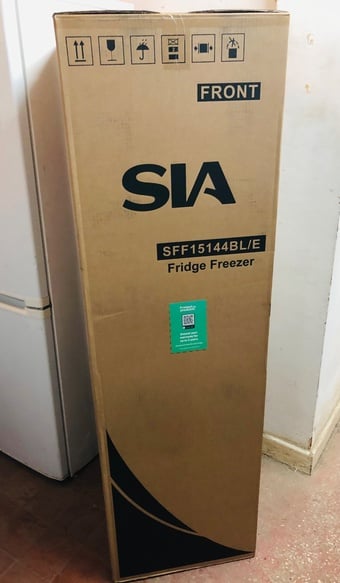BRAND NEW BOXED SIA SSF15144BL/E fridge freezer-black colour 