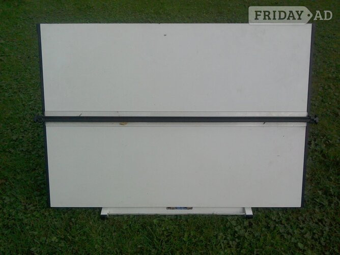 Drawing Board (Trueline), with supporting brackets. 36"x25". in Mayfield