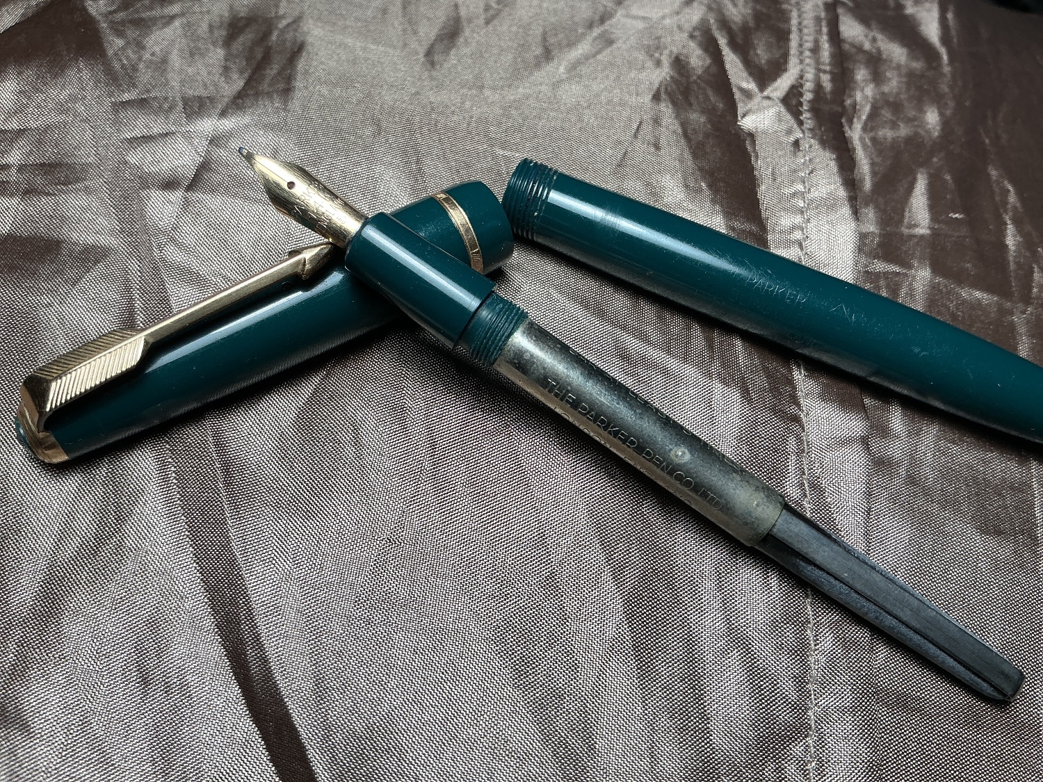 Eastbourne Parker Slimfold pen green