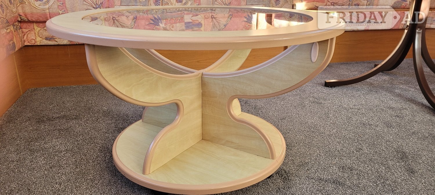 Sittingbourne Coffee table .