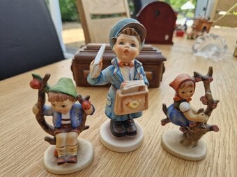 GOEBEL FIG X3 