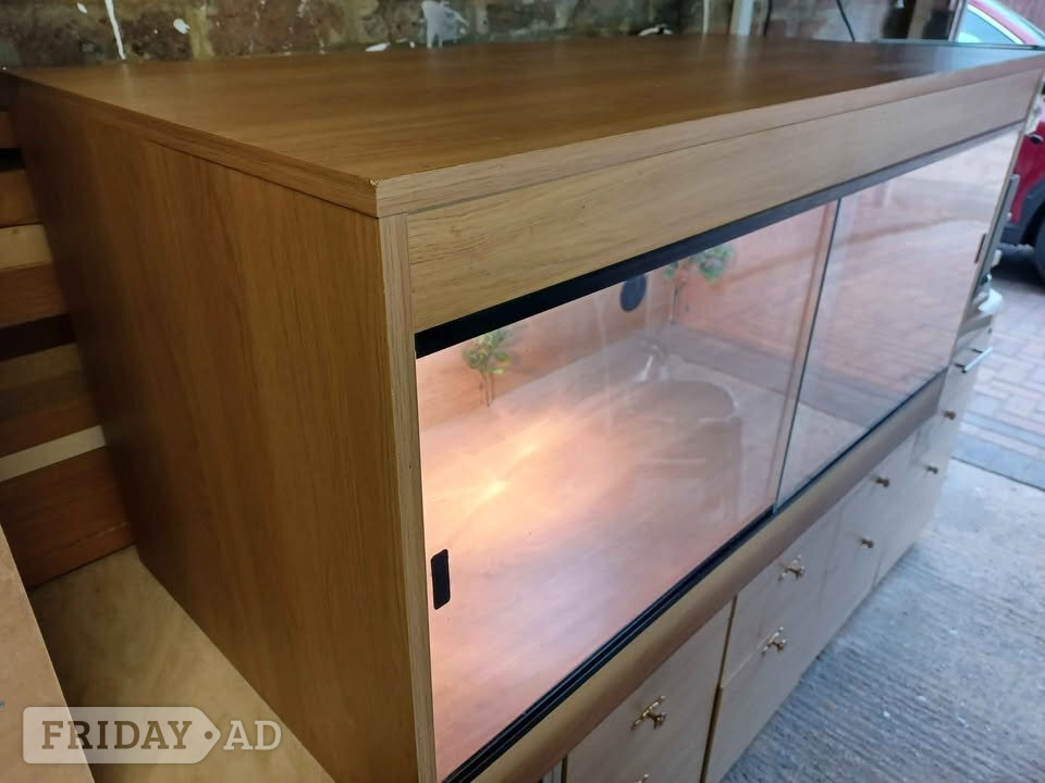 Vivarium LARGE 4ft x 2ft x2ft with electrics