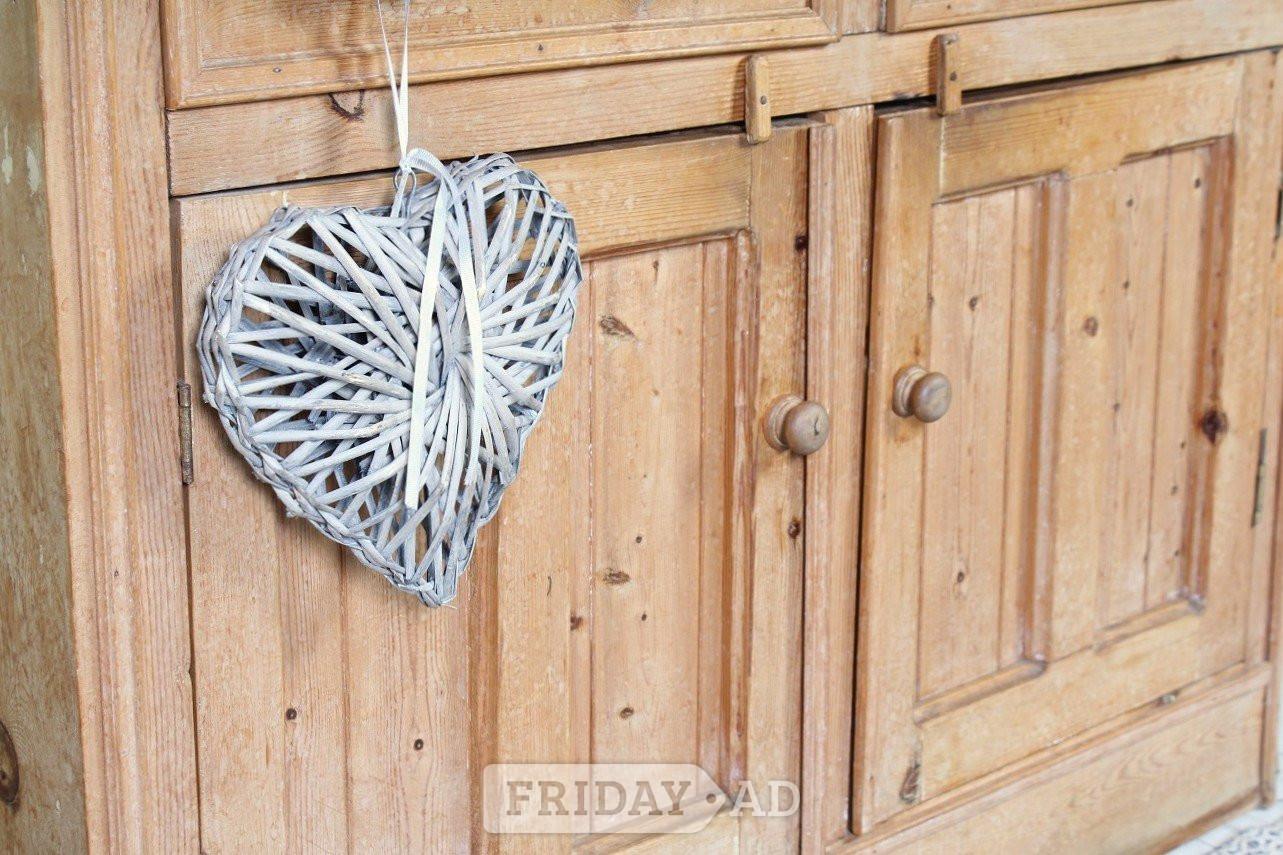 UK Delivery - Lovely Old Antique Rustic Cottage Pine Dresser - Furniture in Hailsham