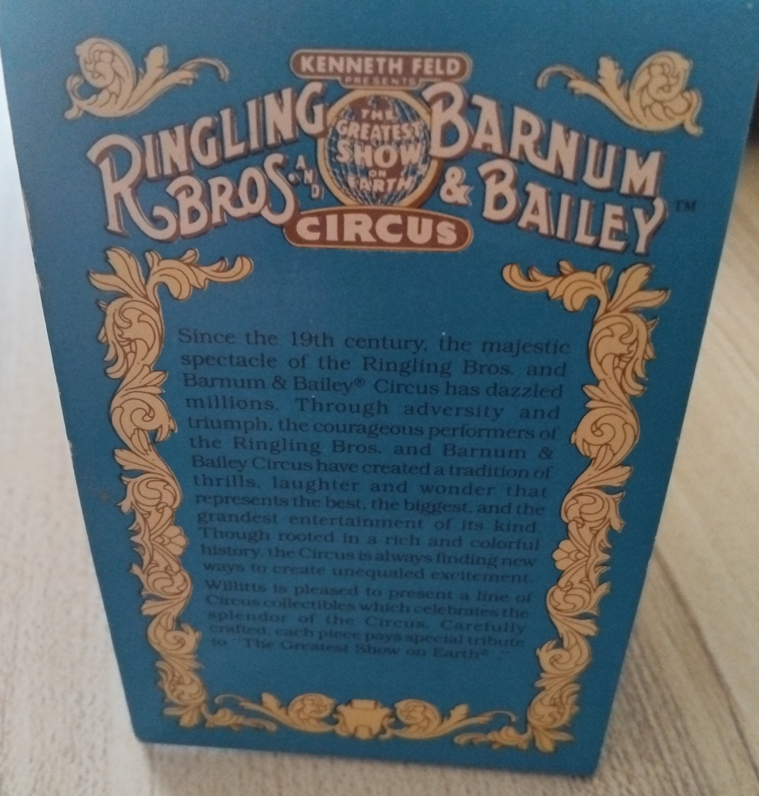 ELEPHANT MUSICAL CIRCUS SOUVENIR RINGLING BRISC - Antiques & Collectables in Fareham