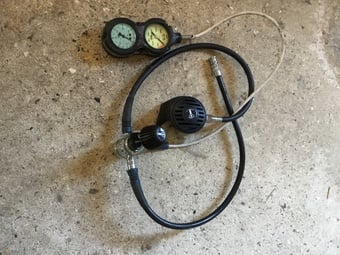 US Divers Conshelf 21 demand valve/ depth/ pressure gauge. 
