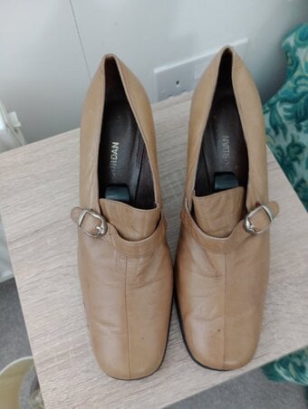 Louis Jordan (Paris) vintage shoes size 6 (Eu 39)