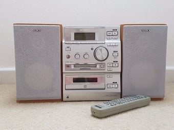 Sony mini cd/cassette/radio player