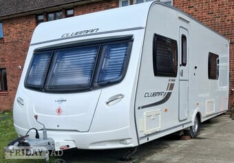 LUNAR CLUBMAN 4 BERTH CARAVAN