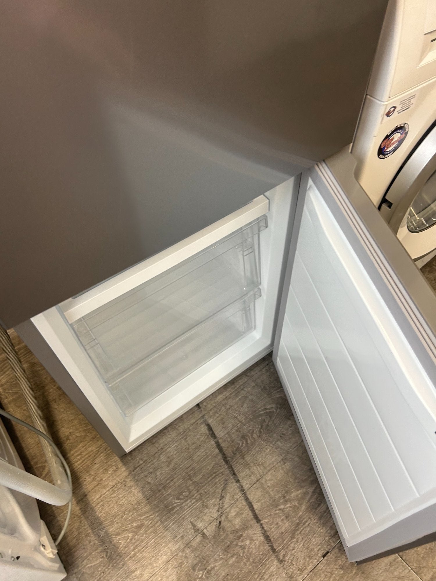 St. Leonards-On-Sea LOGIK 60/40 FRIDGE FREEZER