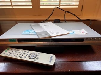 Sony DVD player with Remote - DVP- NS355