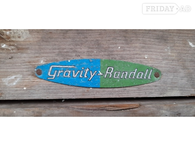 Maidstone Gravity Randall  Wooden Steps