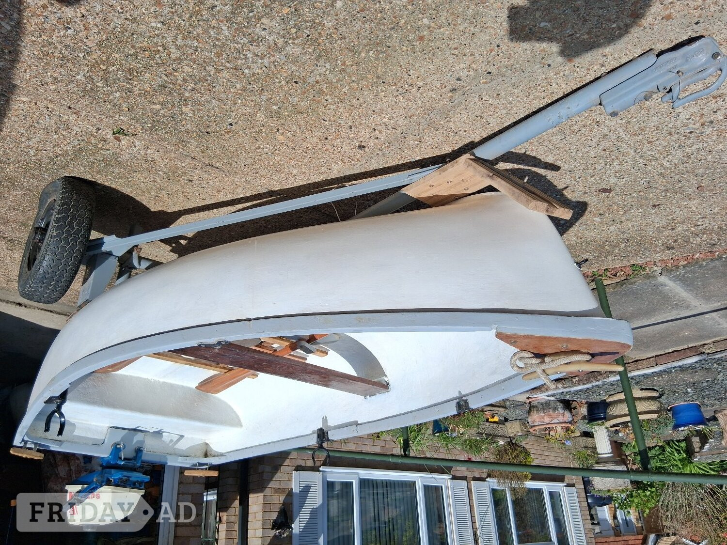Rowing/ fishing Dingy in Bexhill-On-Sea