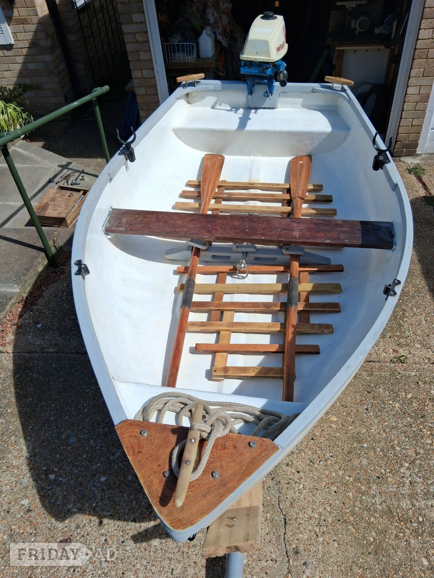 Rowing/ fishing Dingy